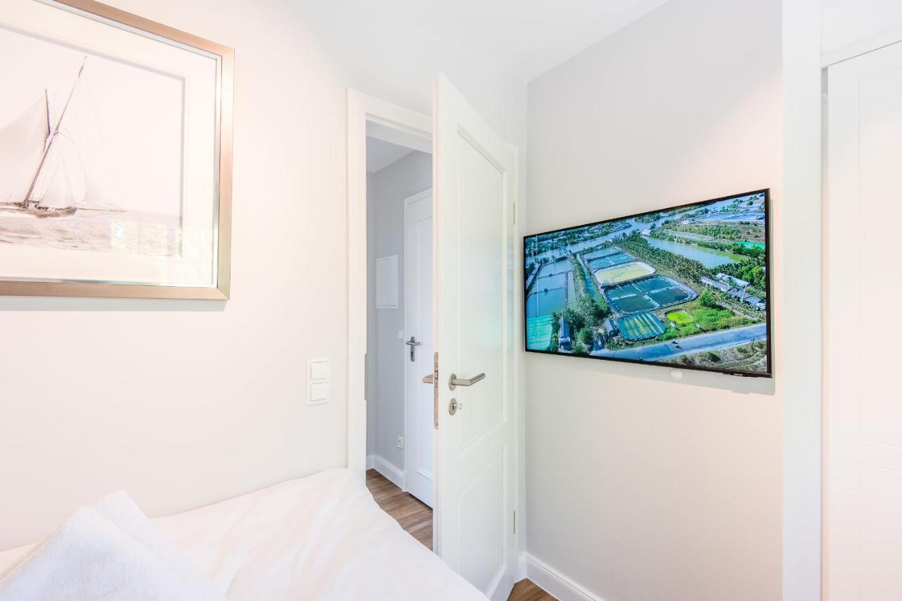 Haus Weesterhuk Whg 10 Кайтум Екстериор снимка