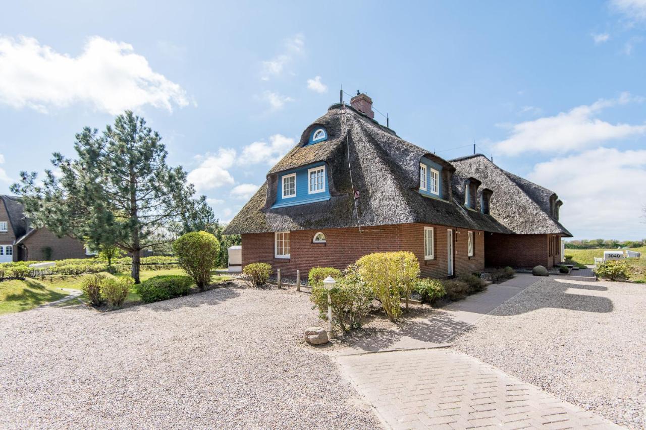 Haus Weesterhuk Whg 10 Кайтум Екстериор снимка